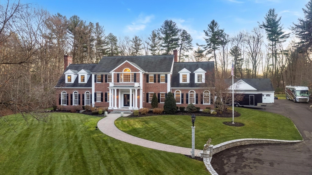 40 Grandview Rd, Chelmsford, Massachusetts 01824