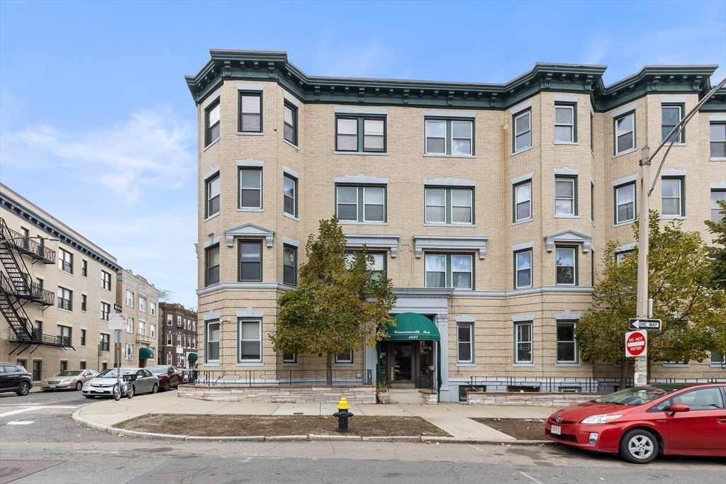 1427 Commonwealth Ave, Boston, Massachusetts 02135