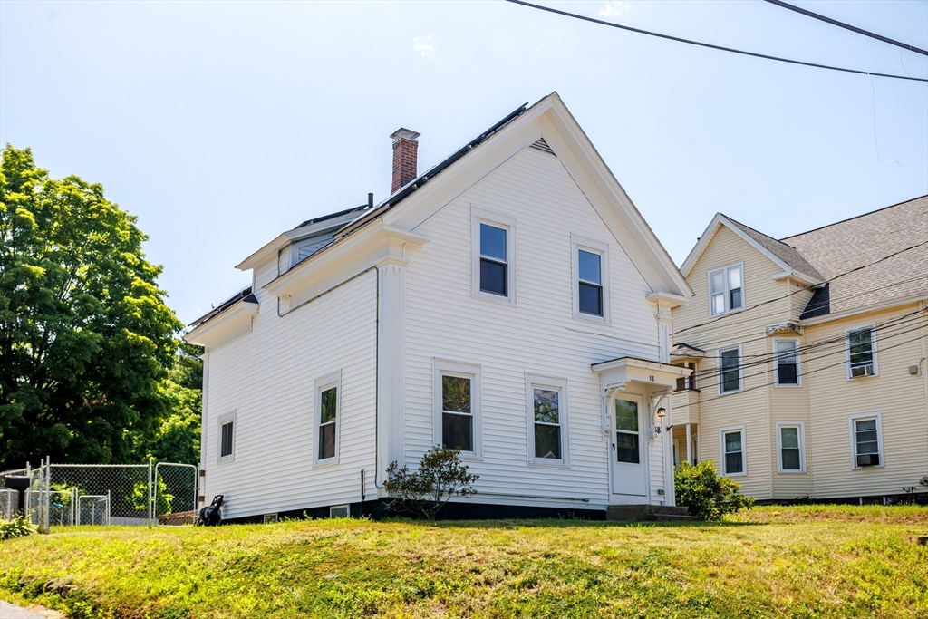 38 Cottage Street, Leominster, Massachusetts 01453