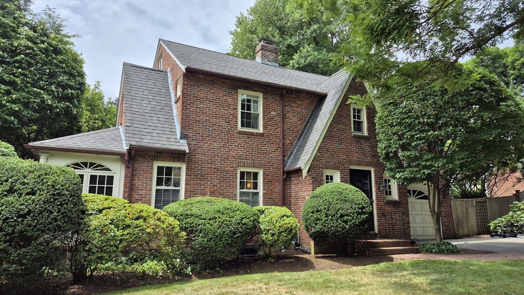 20 Shaw Rd, Wellesley, Massachusetts 02481