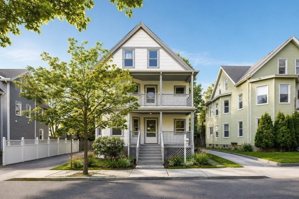 29-31 Victoria St, Somerville, Massachusetts 02144