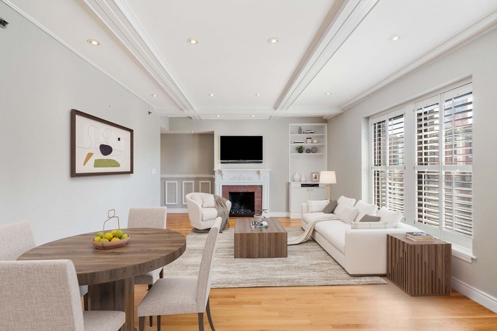 10 Charlesgate East, Boston, Massachusetts 02215