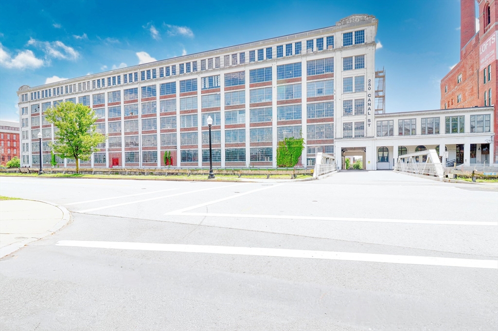 250 Canal Street, Lawrence, Massachusetts 01840