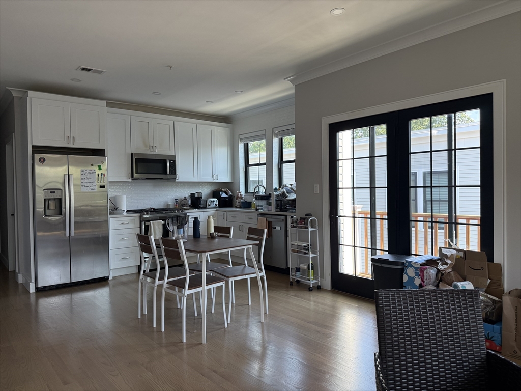 285 Lamartine, Boston, Massachusetts 02130