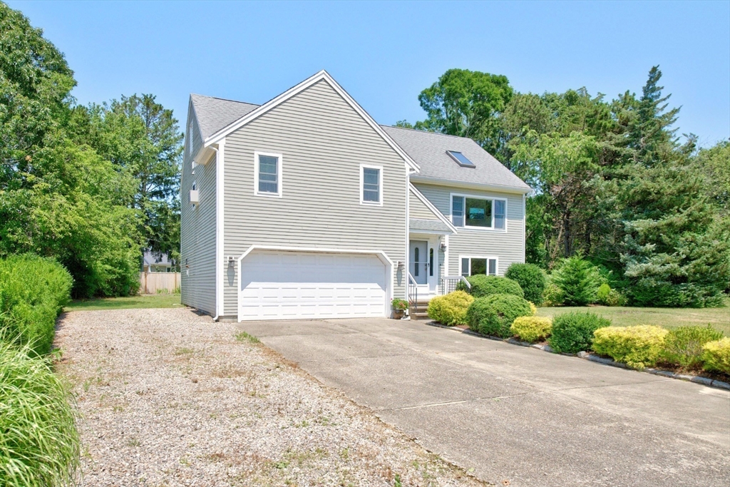 108 Pheasant Ln, Falmouth, Massachusetts 02536