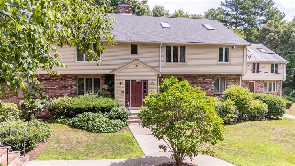 46 Pinebrook Ln, Easton, Massachusetts 02375