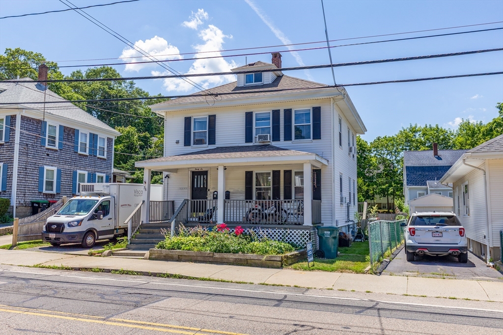 36 Oak St, Plymouth, Massachusetts 02360