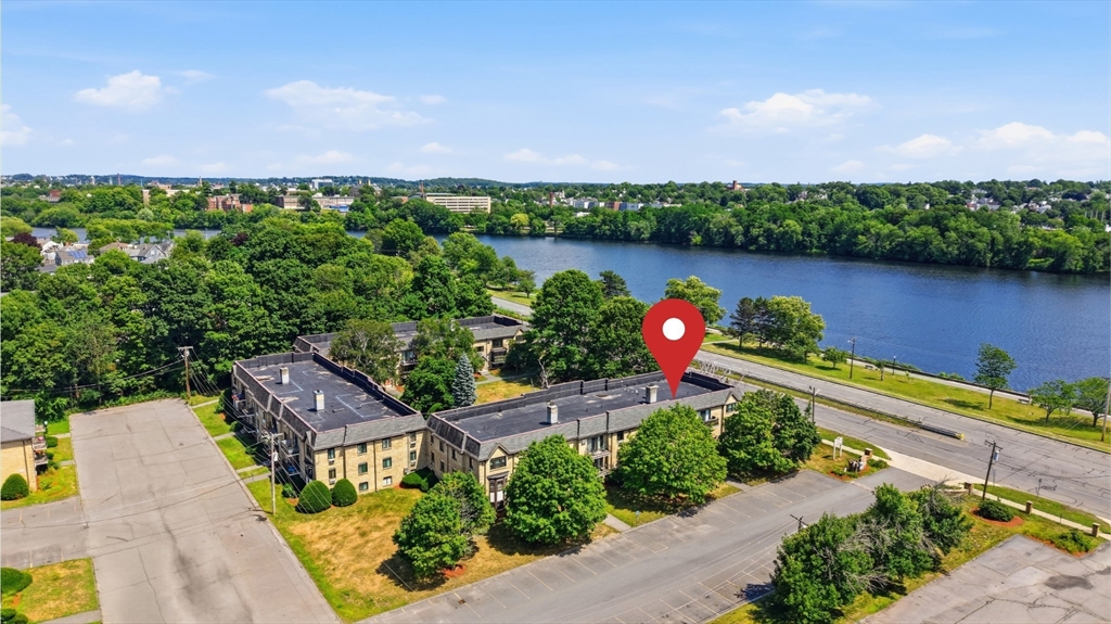 303 Pawtucket Blvd, Lowell, Massachusetts 01854