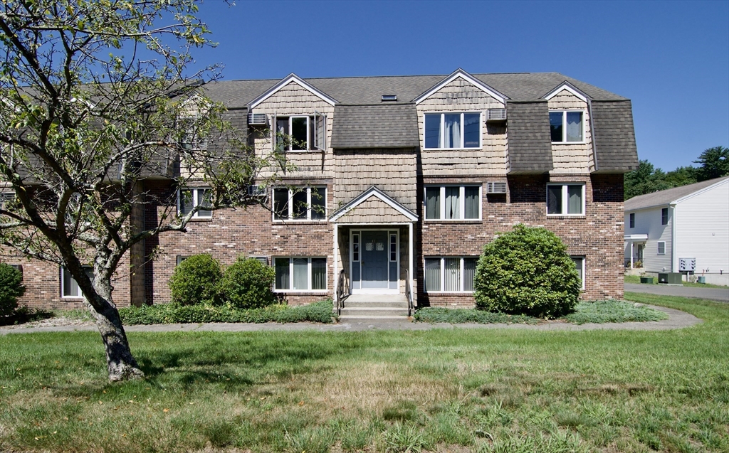3162 Main St, Palmer, Massachusetts 01069