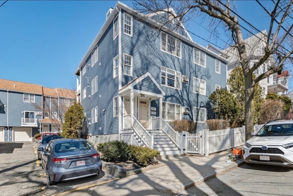 75 Mount Vernon St, Somerville, Massachusetts 02145