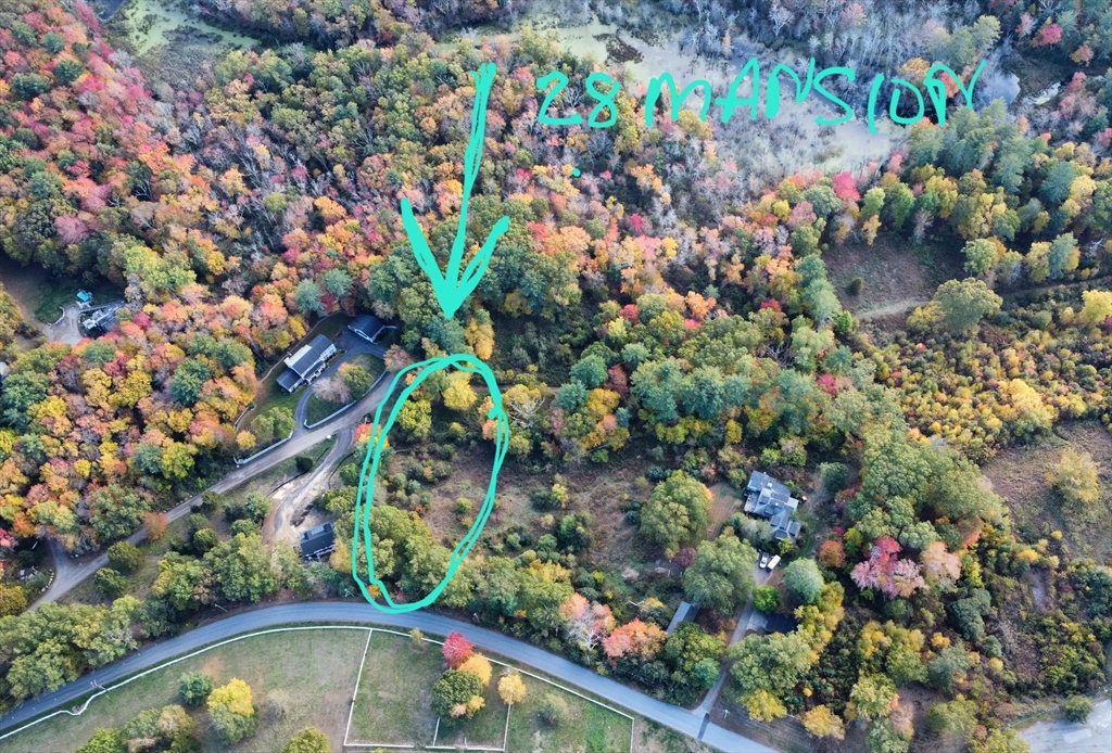 28 Mansion Dr, Rowley, Massachusetts 01969