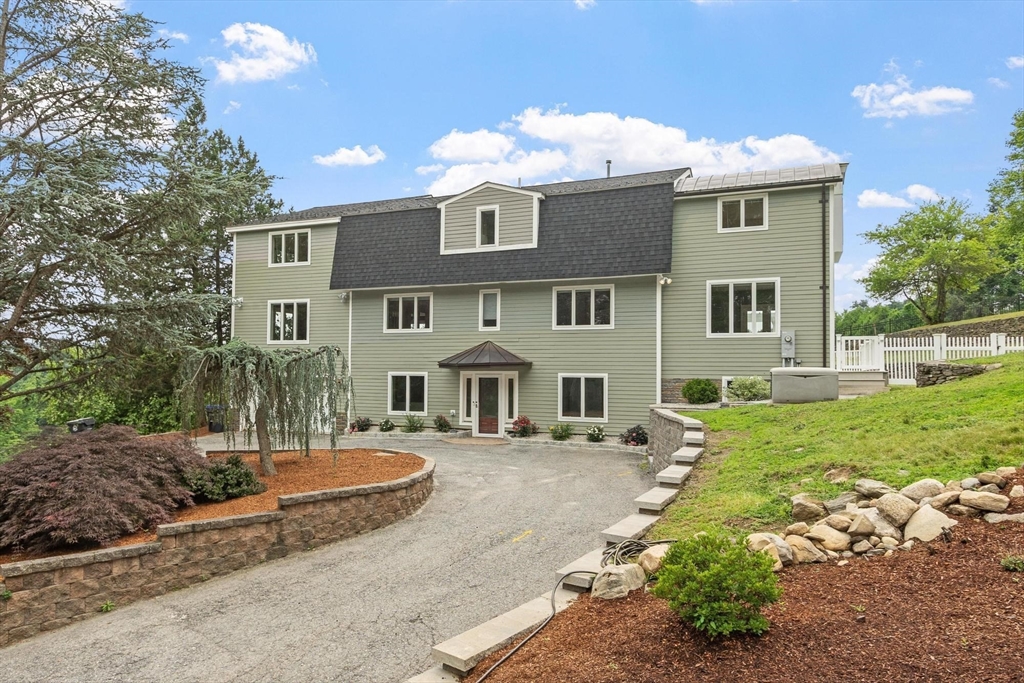 60 Murphy, Hudson, Massachusetts 01749