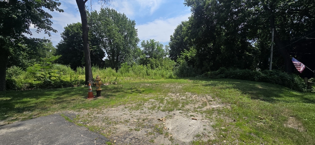 22 Huron Ave, Worcester, Massachusetts 01605
