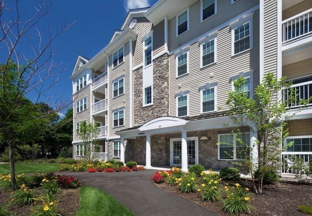 22 Farmstead Ln, Sudbury, Massachusetts 01776