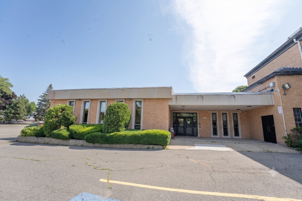 21 Bessom St, Lynn, Massachusetts 01902