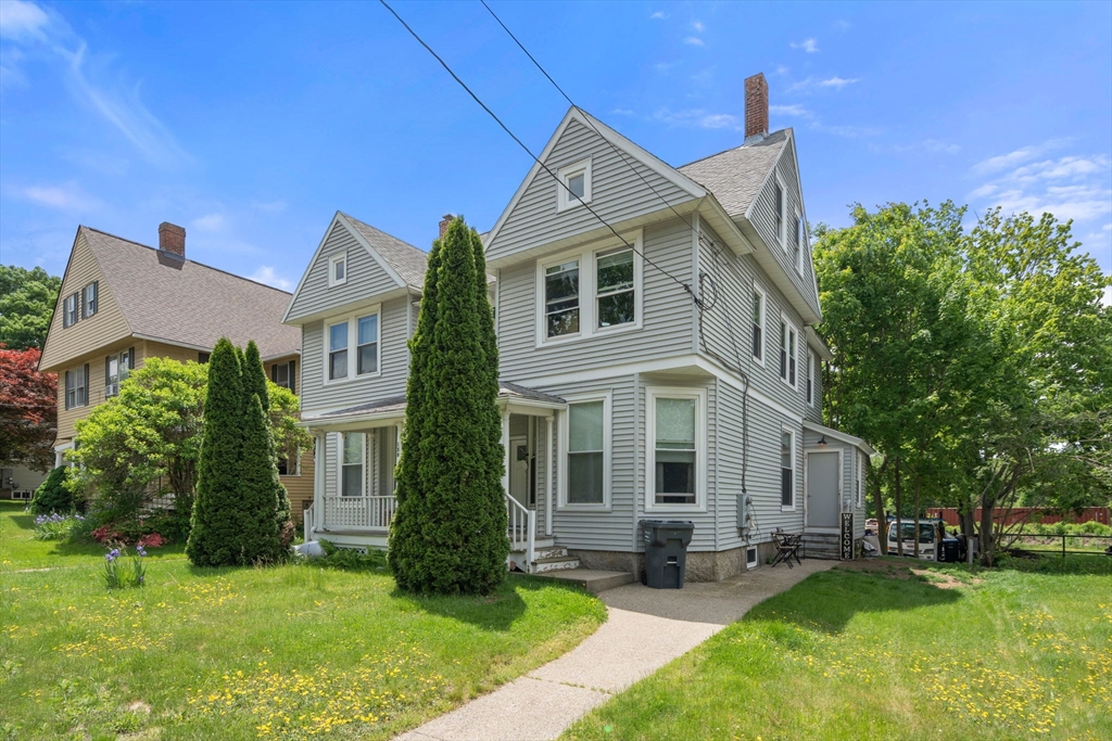 158 Main St, Upton, Massachusetts 01568