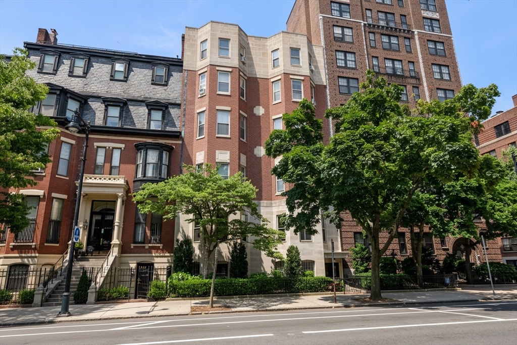 286 Beacon Street, Boston, Massachusetts 02116