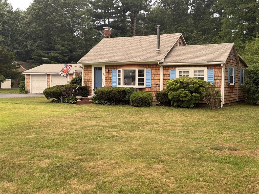 16 Vine Street, Duxbury, Massachusetts 02332