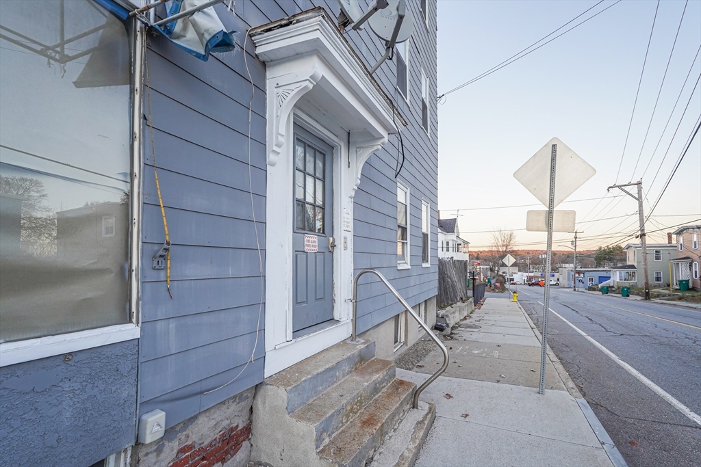 168 Lunenburg St, Fitchburg, Massachusetts 01420
