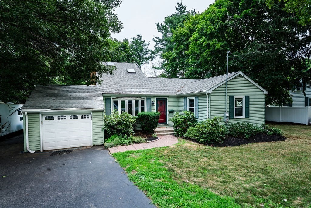 1083 Edgell Rd, Framingham, Massachusetts 01701