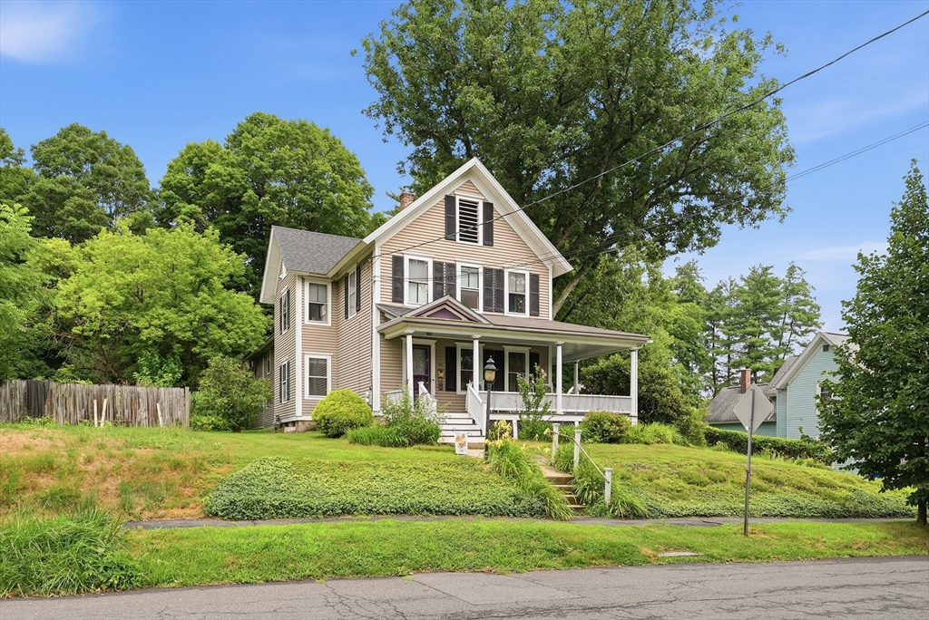 25 Garfield St, Greenfield, Massachusetts 01301
