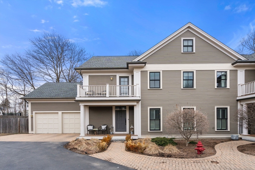 73-79 Auburn St, Newton, Massachusetts 02466
