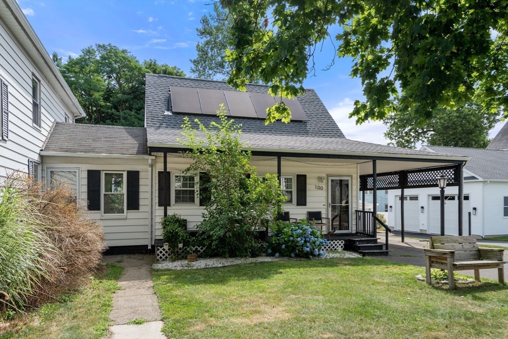 100 Chestnut, West Springfield, Massachusetts 01089
