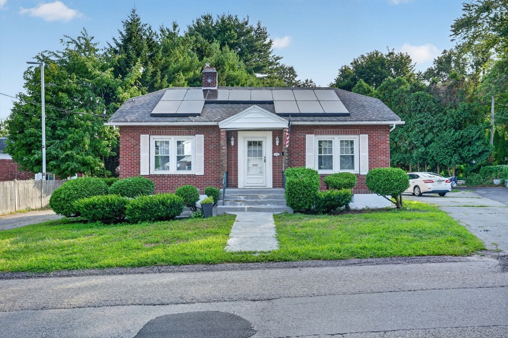 22 Fruit St, Leominster, Massachusetts 01453