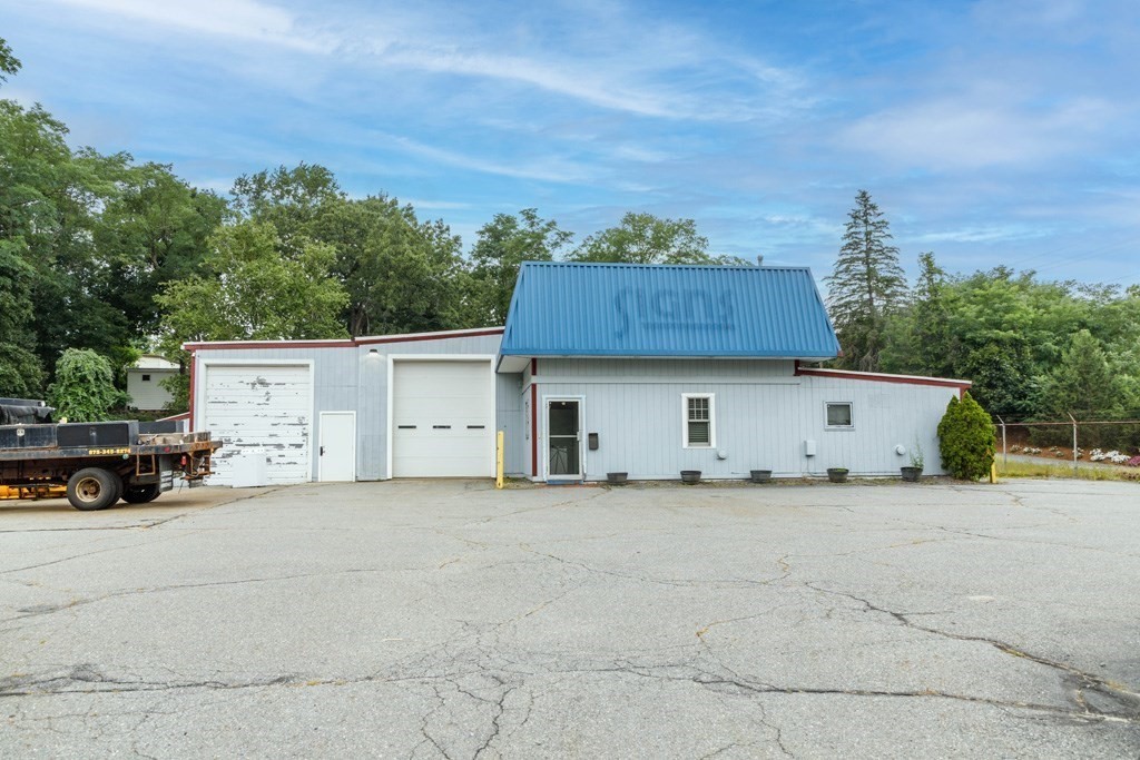 10 Jerry Street, Fitchburg, Massachusetts 01420