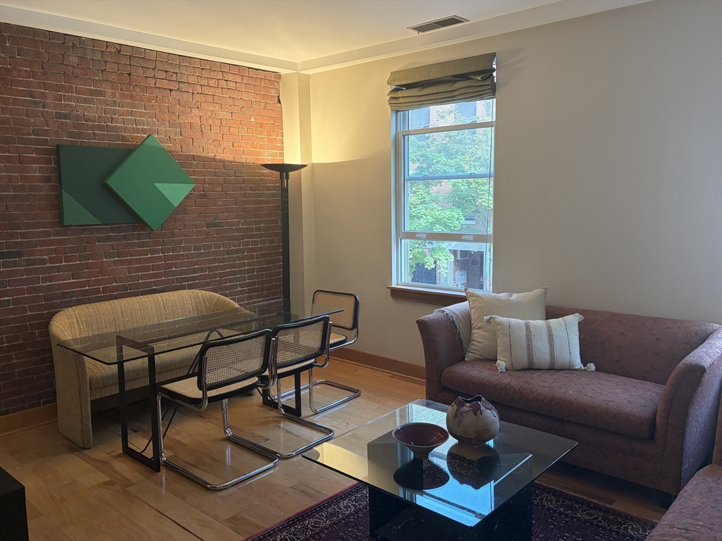 100 Fulton Street, Boston, Massachusetts 02109