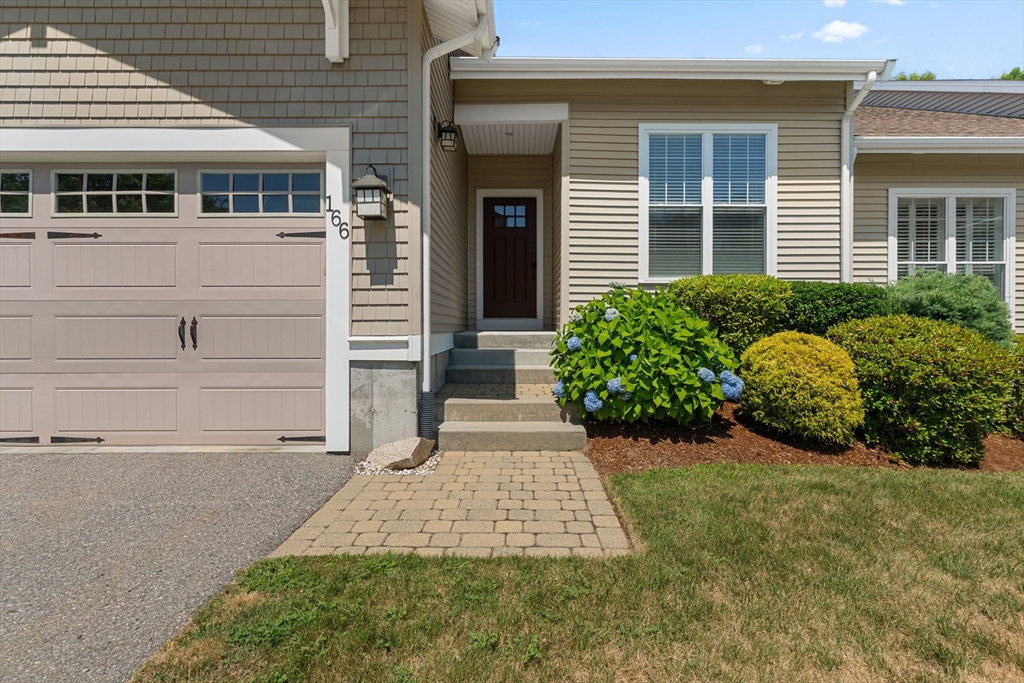 166 Walden Way, Milford, Massachusetts 01757