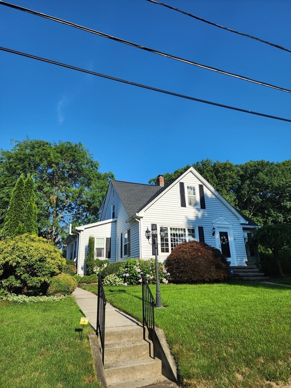 39 Everett Ave, Webster, Massachusetts 01570