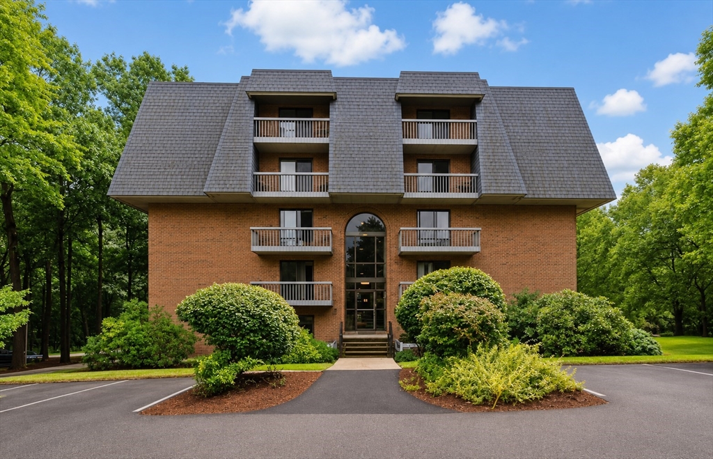 65 Commons Dr, Shrewsbury, Massachusetts 01545
