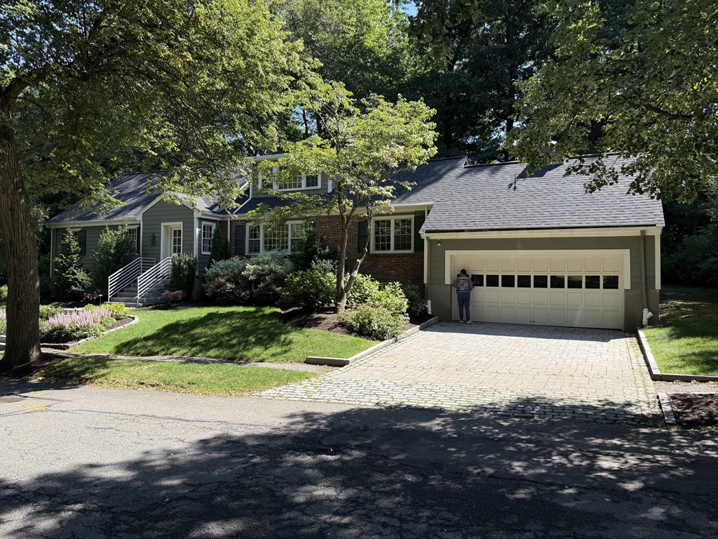 44 Valley Rd, Brookline, Massachusetts 02467