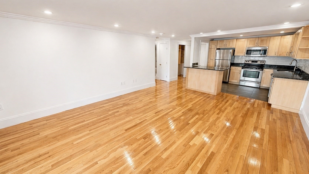 121 Tremont St, Boston, Massachusetts 02135