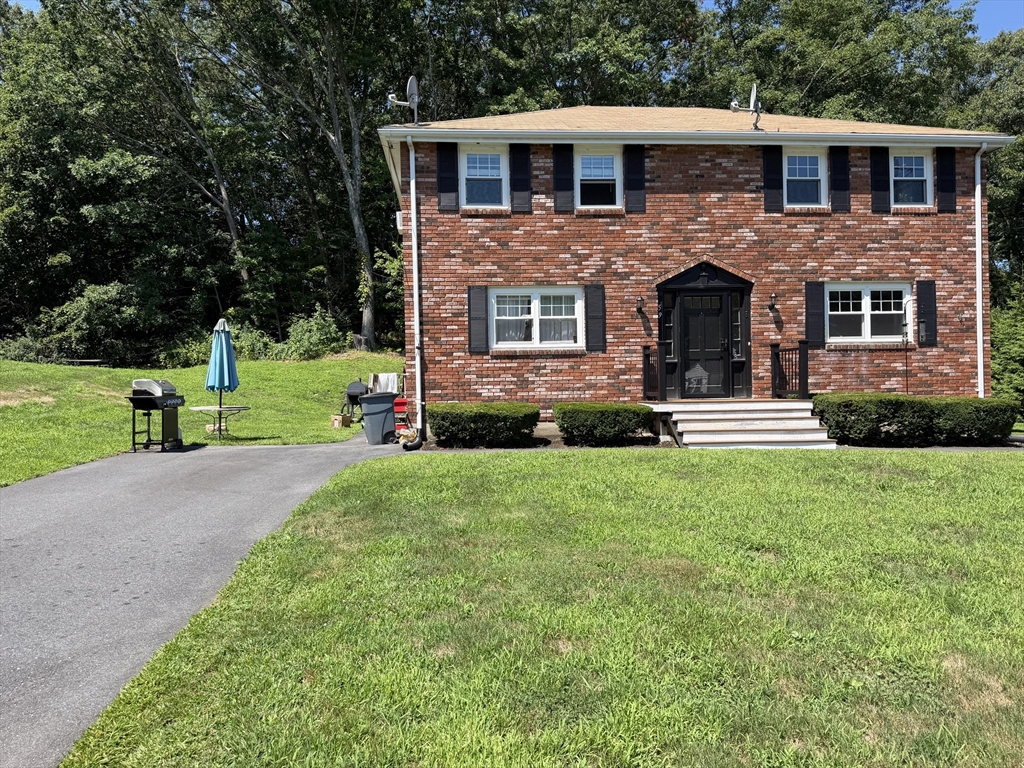 55-59 Hoover Rd, Walpole, Massachusetts 02081