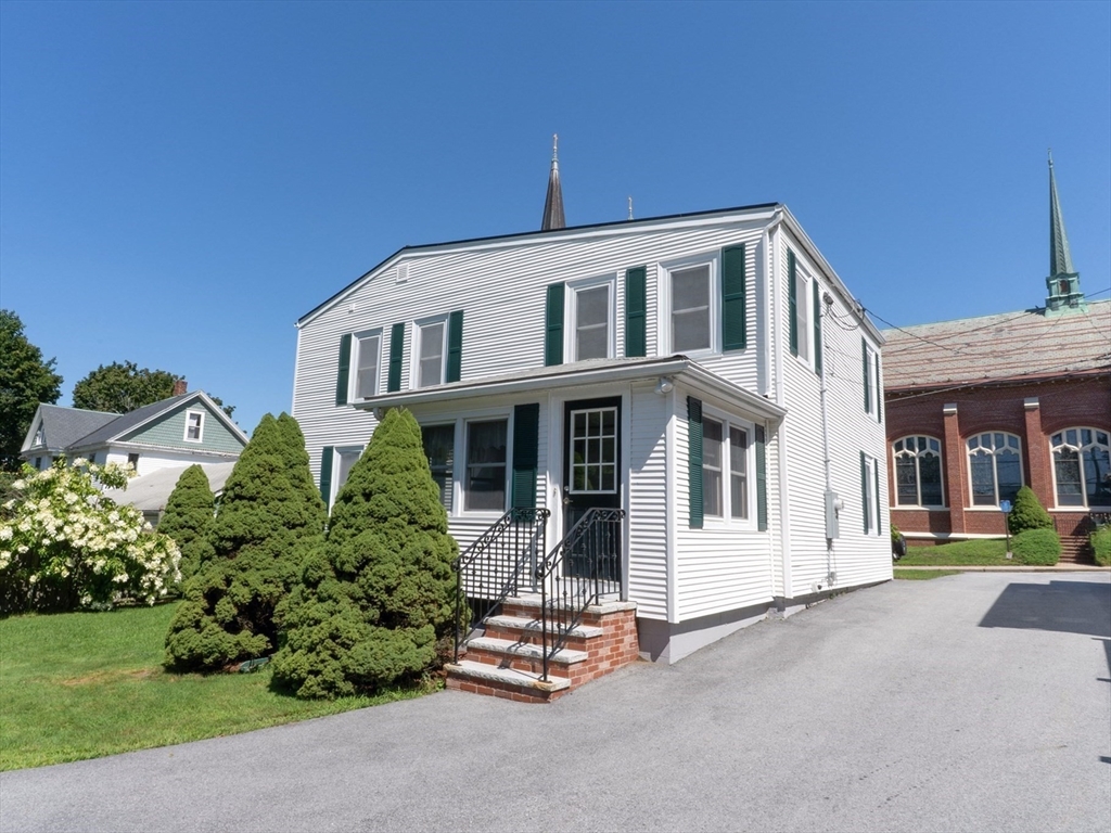 6 Maynard St, Webster, Massachusetts 01570