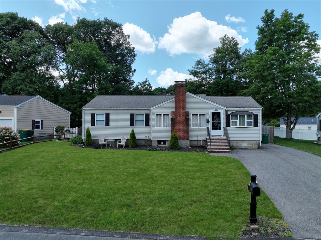 118 Spruce Rd, Norwood, Massachusetts 02062