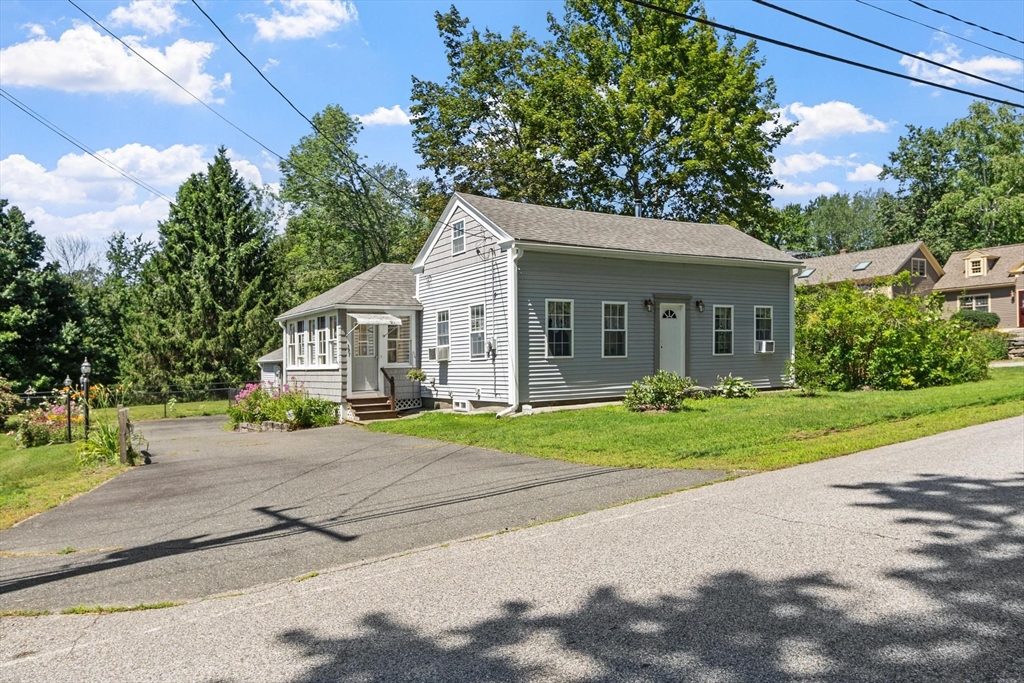 397 Pleasant St, Barre, Massachusetts 01005