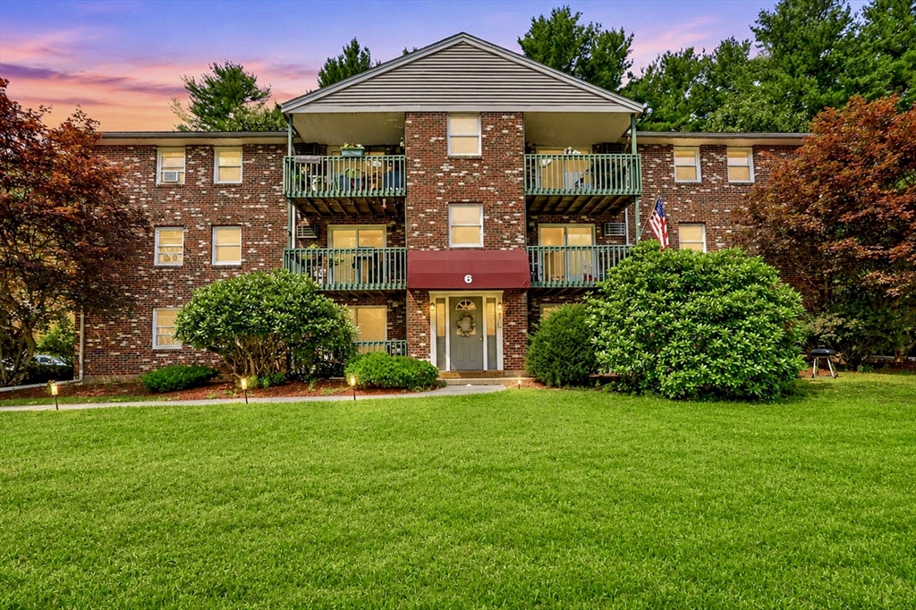 75 Huntoon Memorial Hwy, Leicester, Massachusetts 01524