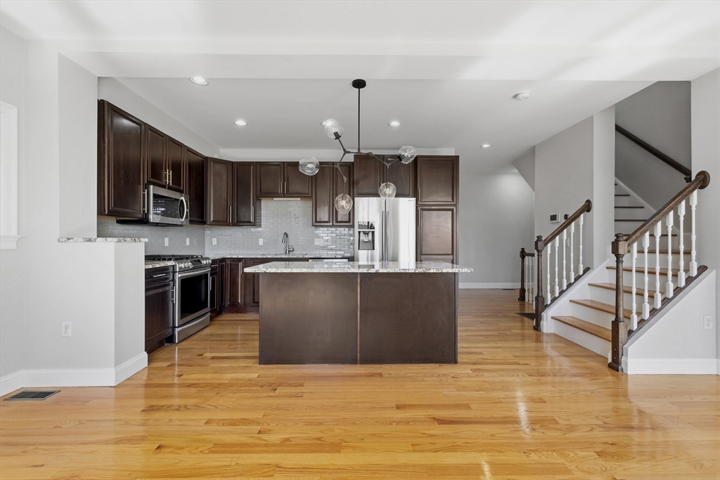 375 Border Street, Boston, Massachusetts 02128
