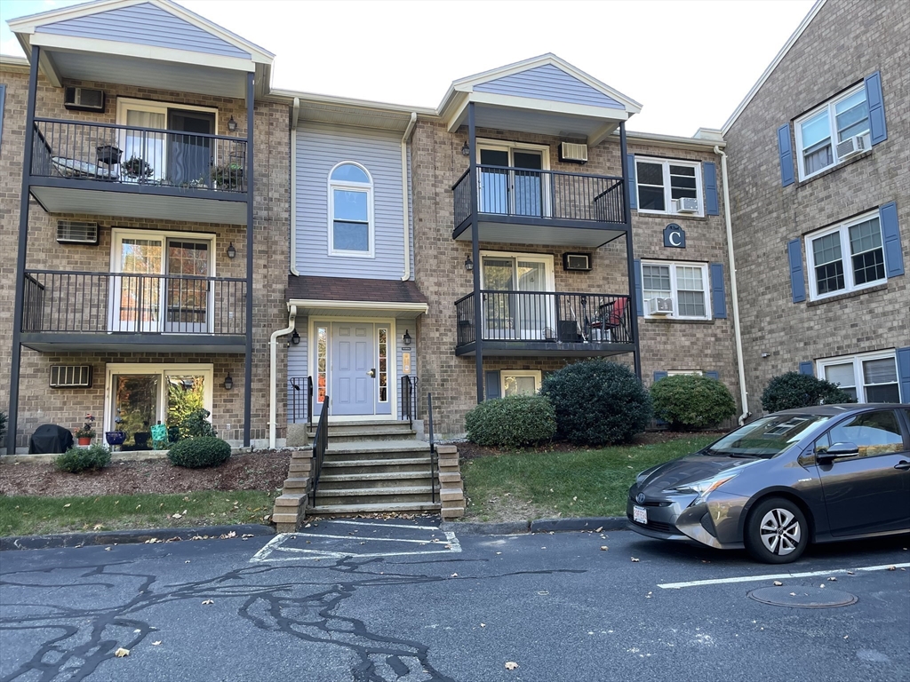 610 S Franklin St, Holbrook, Massachusetts 02343