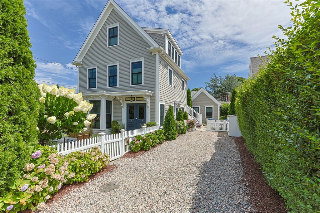4 Race Road, Provincetown, Massachusetts 02657