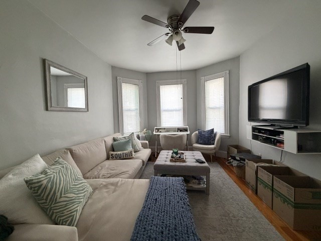 10 Hatch St, Boston, Massachusetts 02127