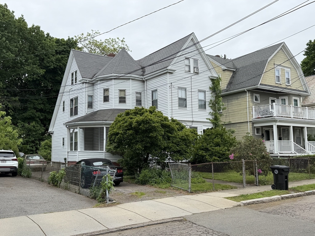 33 Melendy Ave, Watertown, Massachusetts 02472