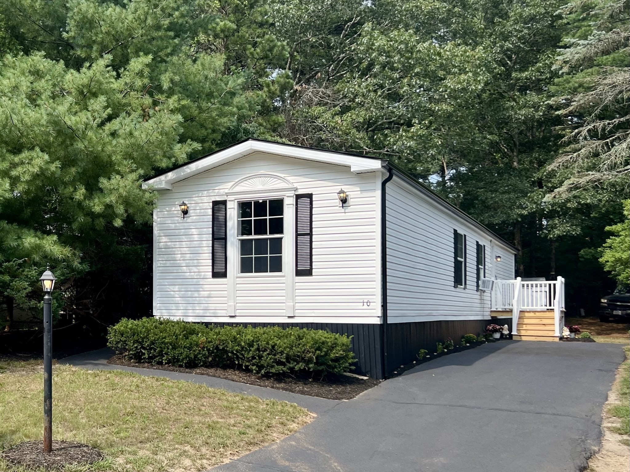 10 David Road, Carver, Massachusetts 02330