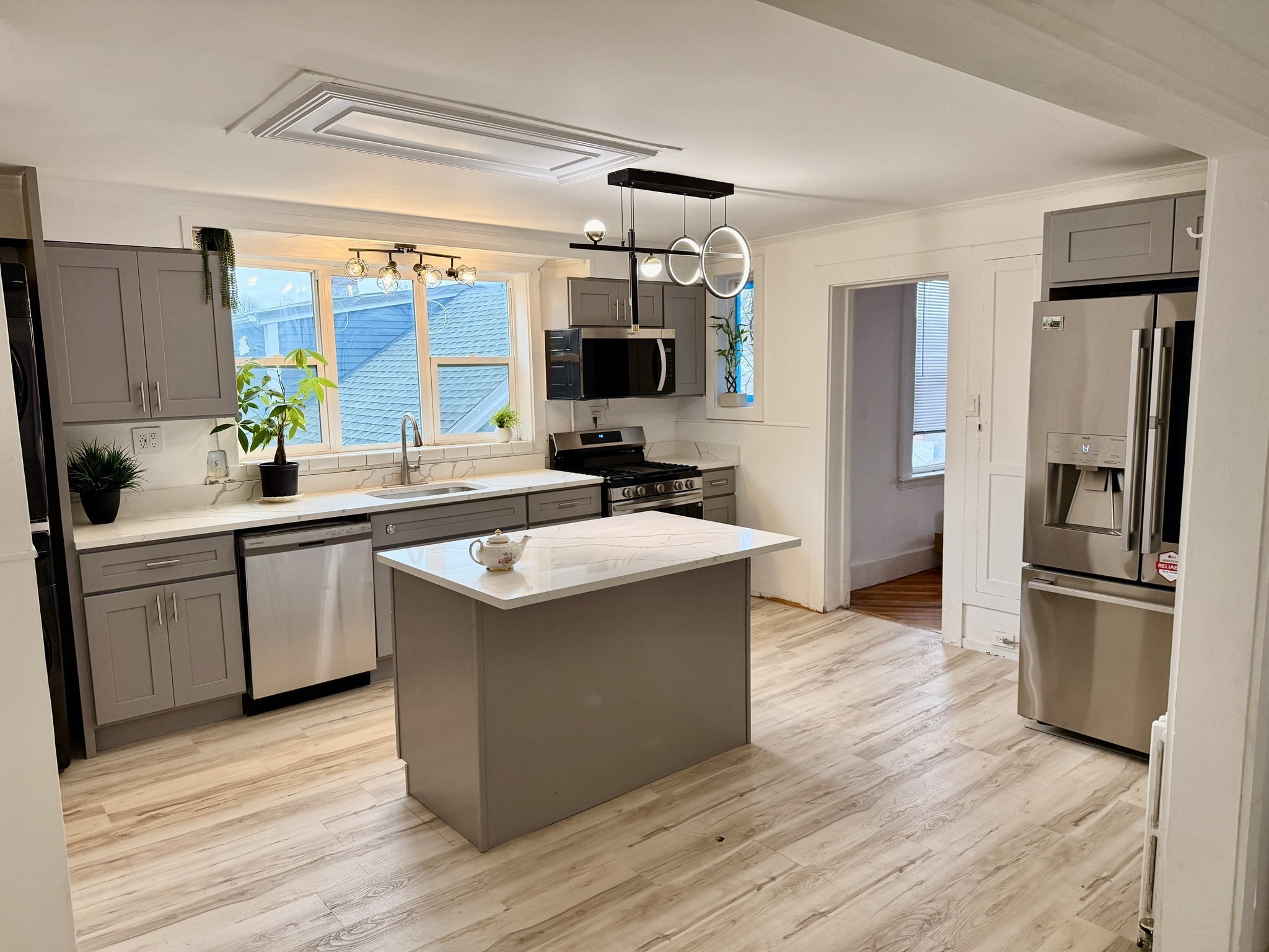 366 Main St, Gloucester, Massachusetts 3369