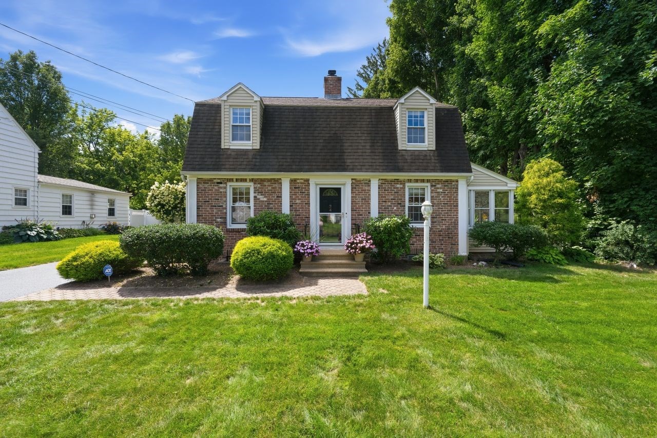 34 Harwich Road, West Springfield, Massachusetts 3020
