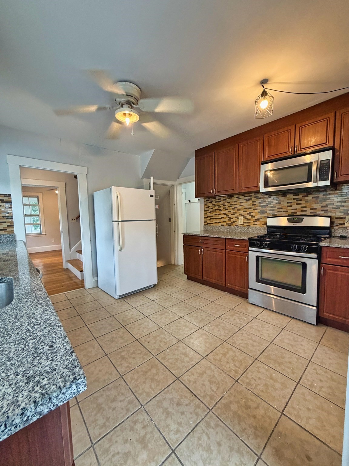 1186 Chestnut St, Newton, Massachusetts 1309