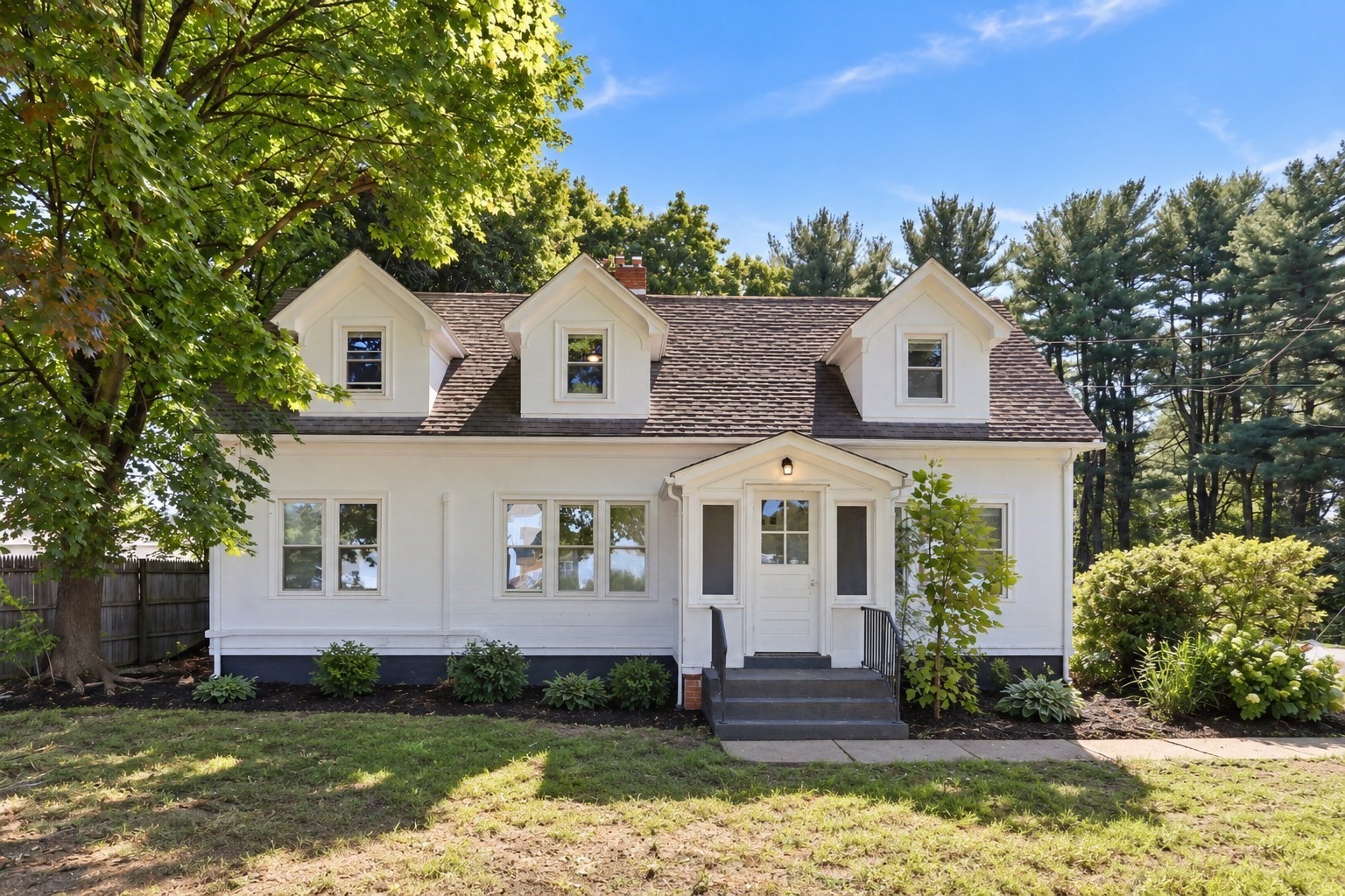 814 College Hwy, Southwick, Massachusetts 9690